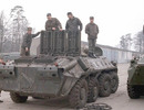 БТР-70 на военном складу хранения